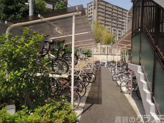 その他共有部分　自転車置場です♪