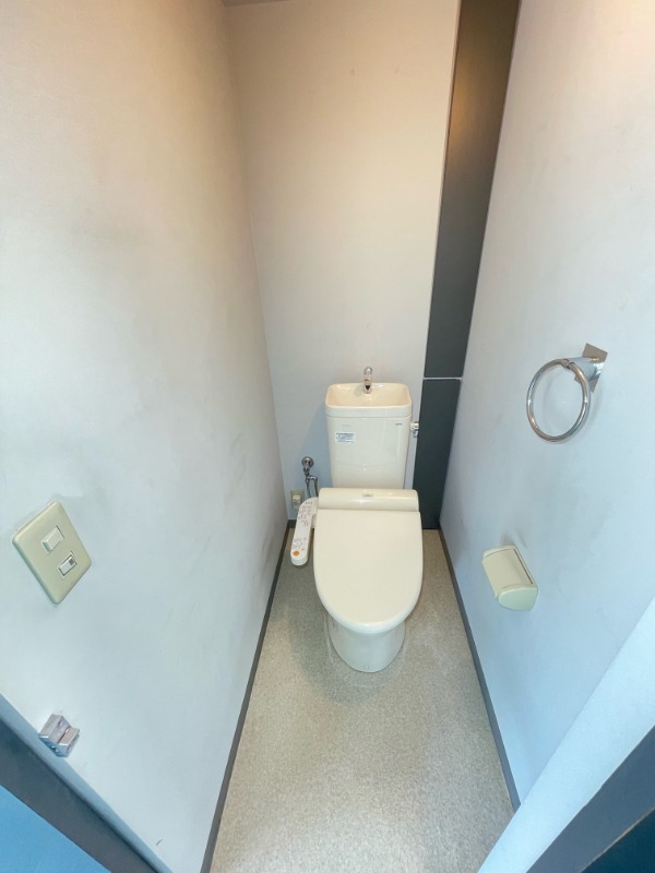 トイレ　※他部屋参考写真
