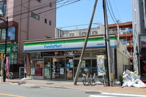 コンビニ　ファミリーマート 蓮沼駅西店（コンビニ）まで266m