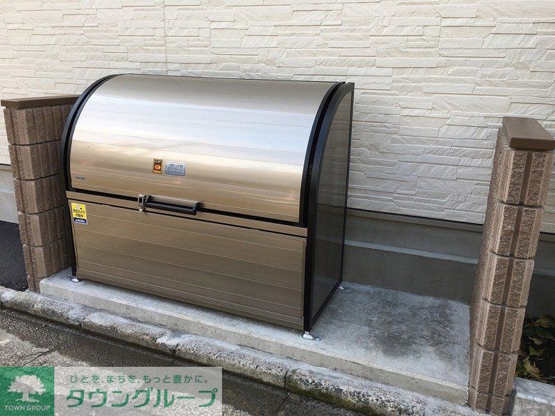 エントランス　ゴミ置き場です。