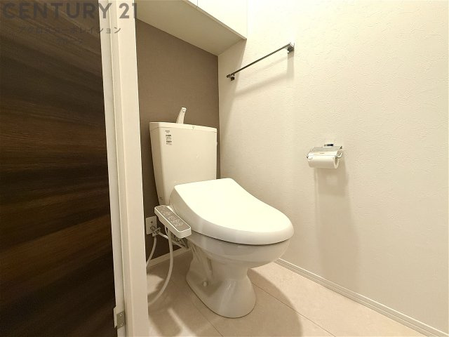 トイレ　温水洗浄便座つきでおすすめです