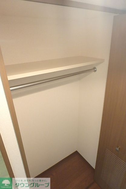 収納　ワイドなクローゼット
