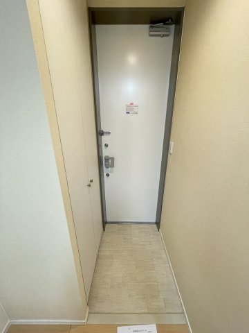 玄関　★天井高シューズBOXあり♪