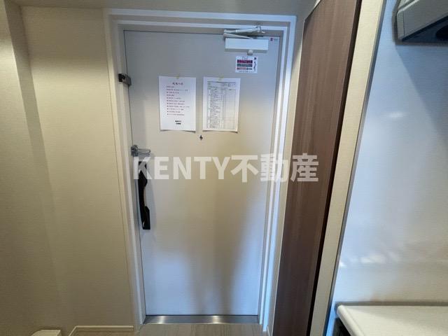 玄関　落ち着いた玄関です