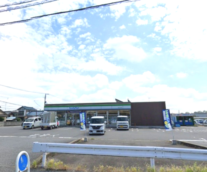 コンビニ　ファミリーマート 市原古市場店（コンビニ）まで579m