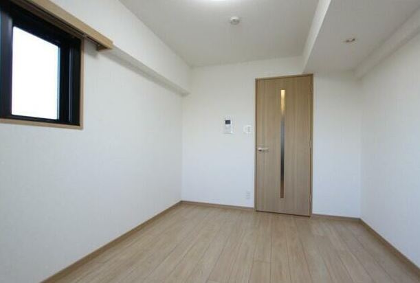 居室・リビング　※同物件、別部屋になります。