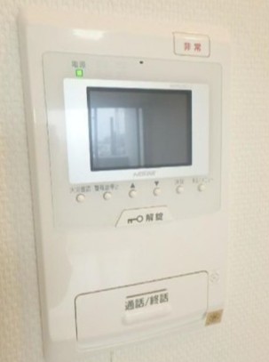セキュリティ　★TV付インターホンだから安心★
