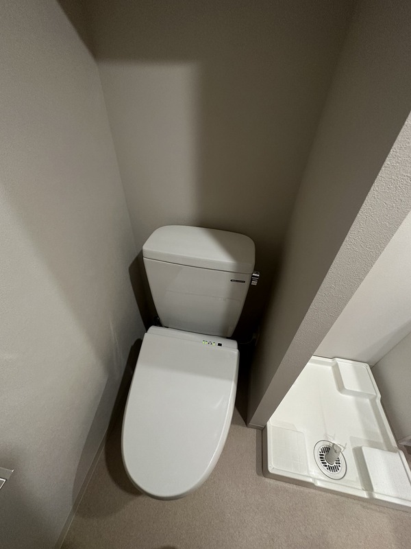 トイレ　別部屋参考写真