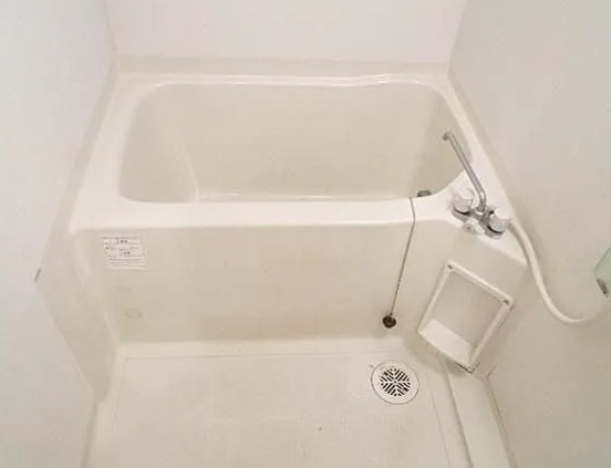 バス・シャワールーム　別部屋の画像を使用しております。