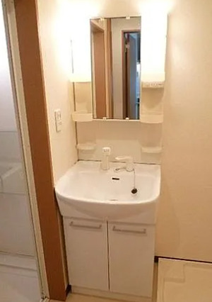 洗面設備　別部屋の画像を使用しております。