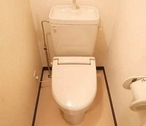 トイレ　別部屋の画像を使用しております。