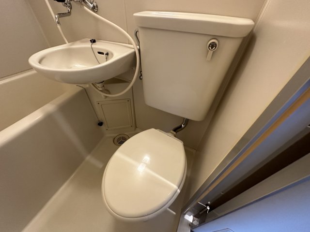 トイレ　※別室参考写真