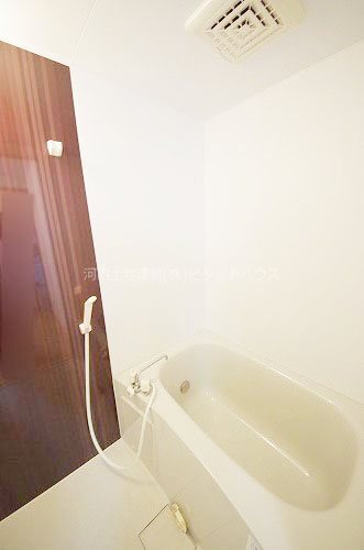 バス・シャワールーム　追い焚き付き※類似室内