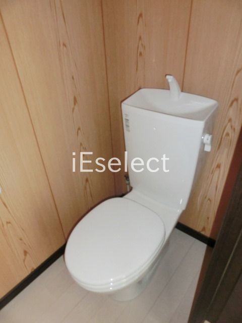 トイレ　もちろんバス・トイレは別。