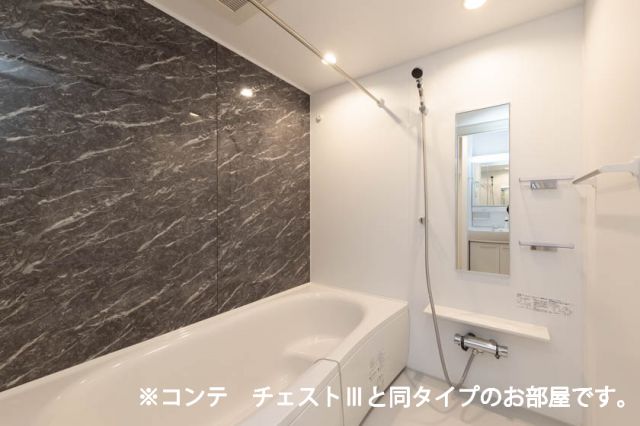 バス・シャワールーム　※同物件参考資料