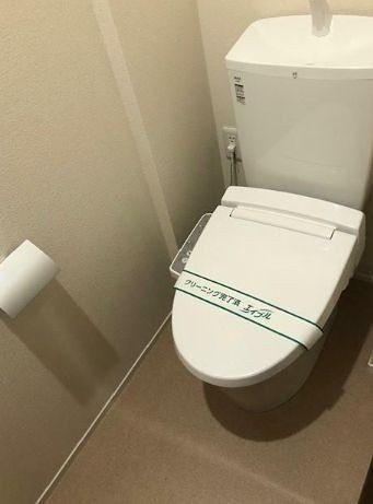 トイレ　※同仕様写真含む