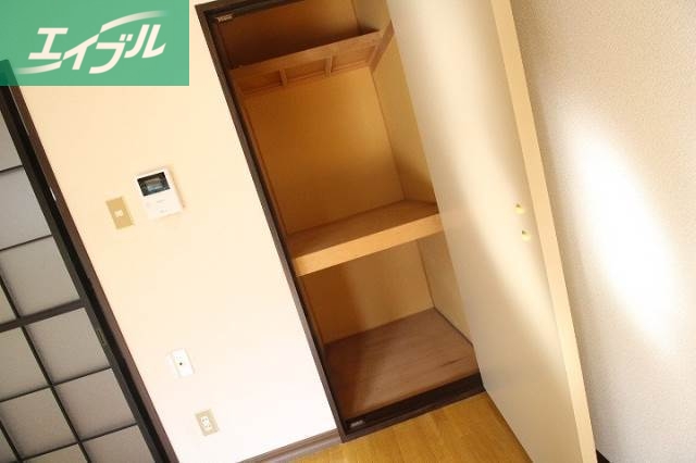 収納　写真は同タイプのお部屋です
