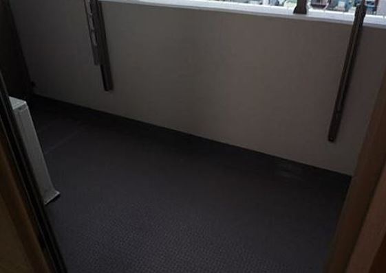 バルコニー　★洗濯物を干すスペース充分に取れます★