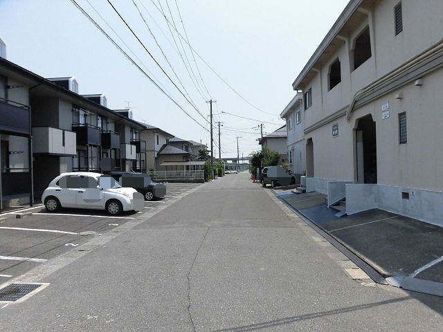 その他　前面道路（その他）まで0m