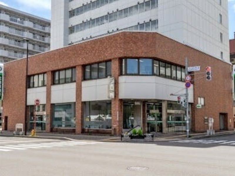 銀行　北海道銀行北二十四条支店（銀行）まで707m
