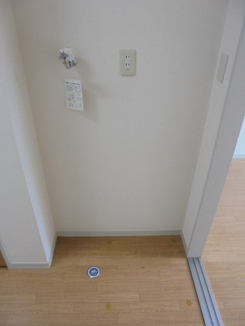 その他　写真は102号室です。