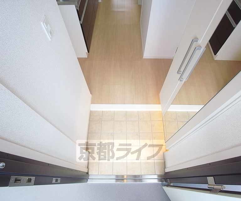 玄関　明るい玄関です。