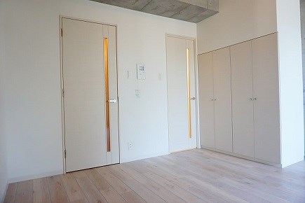 居室・リビング　別号室の参考写真となります