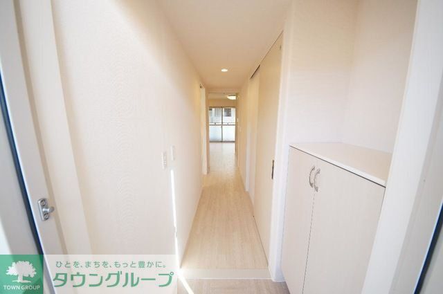 玄関　お問合せはタウンハウジングまで！※現地待合わせ相談可能