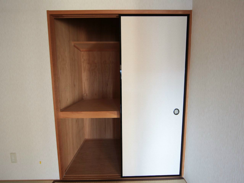 収納　押入付（収納充実してます）