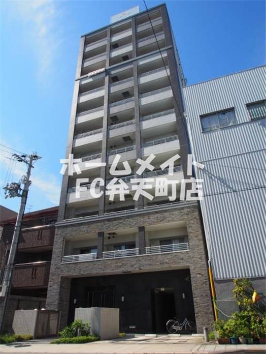 建物外観　落ち着いた雰囲気の外観です