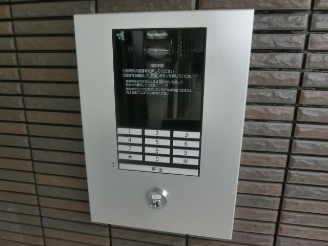 セキュリティ　オートロック付きで防犯面も安心ですね