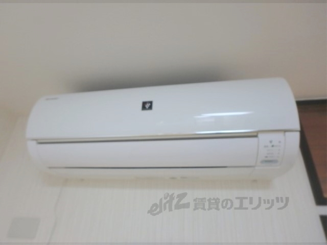 その他設備　ダイニングエアコン