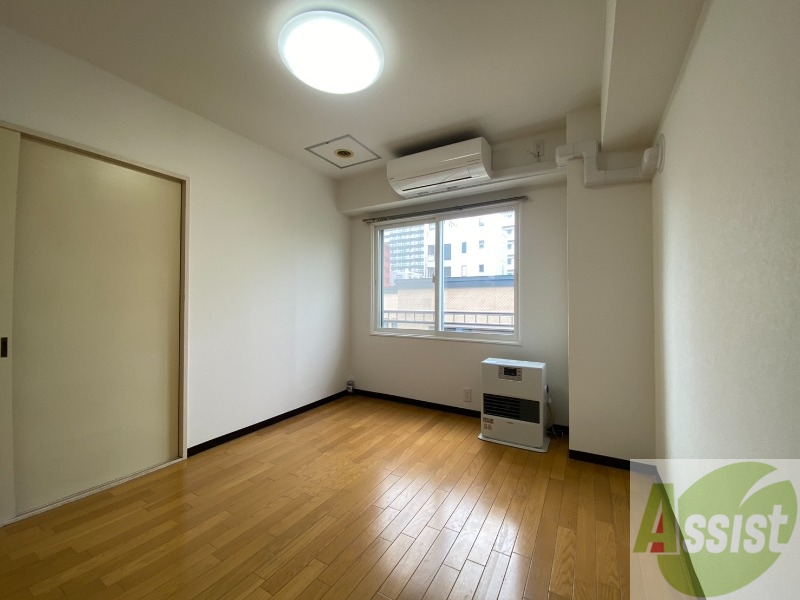 その他部屋・スペース　寝室です。部屋をどう使うかはあなた次第です！