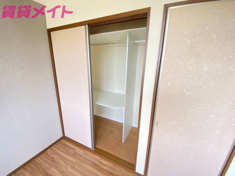 収納　同物件別部屋参考写真です。