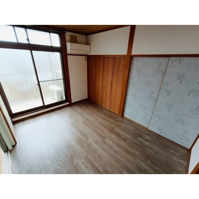 居室・リビング　※全て別部屋の写真になります