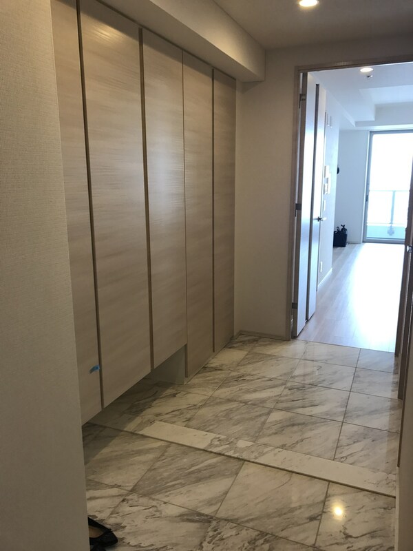 玄関　玄関
