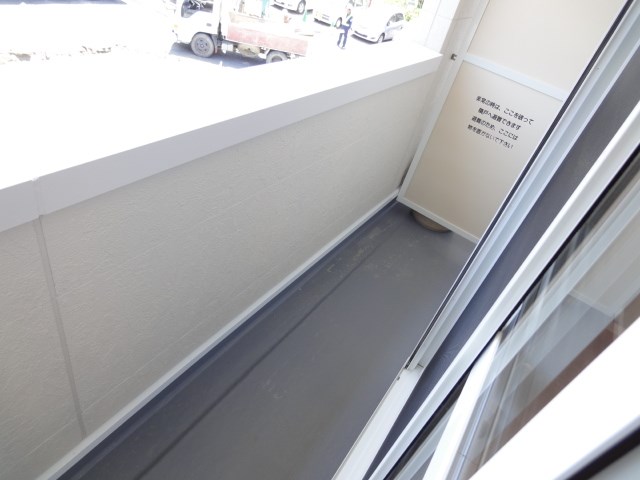 バルコニー　同施工会社の別物件の写真なので写真はイメージです。