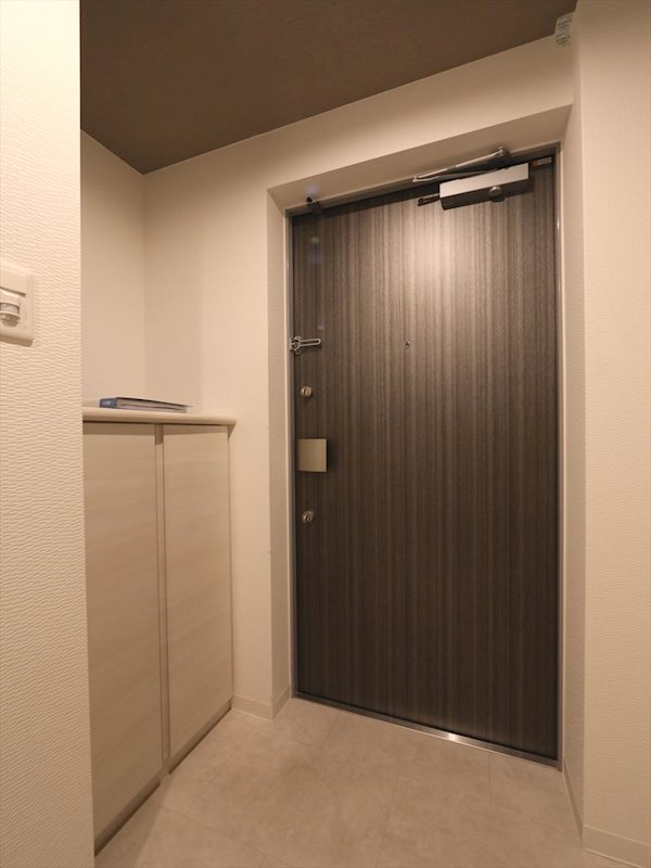 玄関　玄関　シューズボックス充実