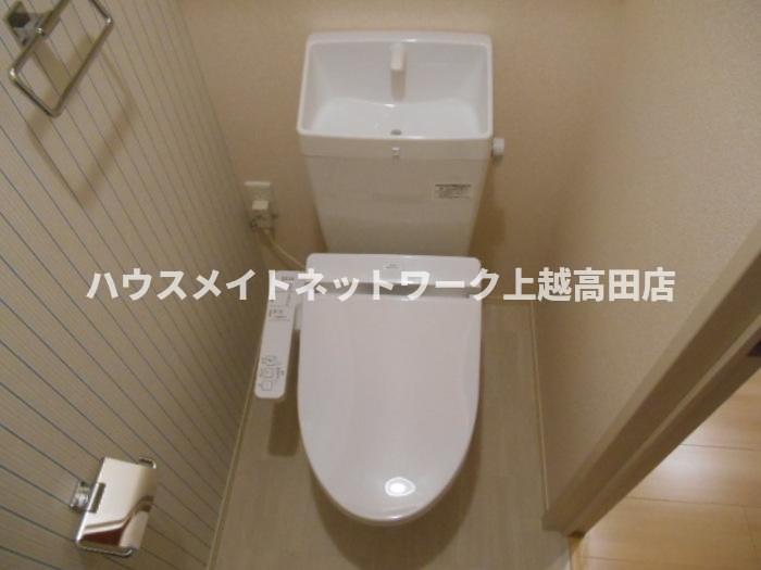 トイレ　温水洗浄暖房便座