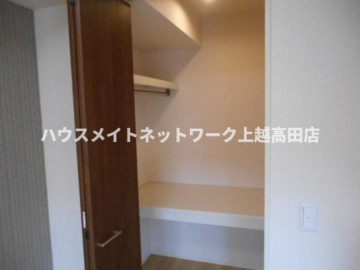 収納　ウォークインクローゼット