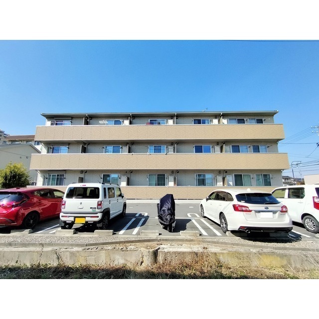 建物外観　アミティエ三輪