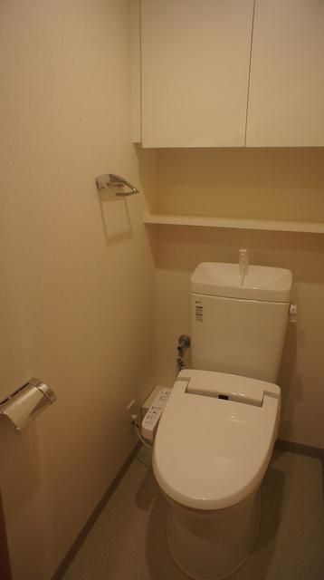 トイレ　コンパクトで使いやすいトイレです
