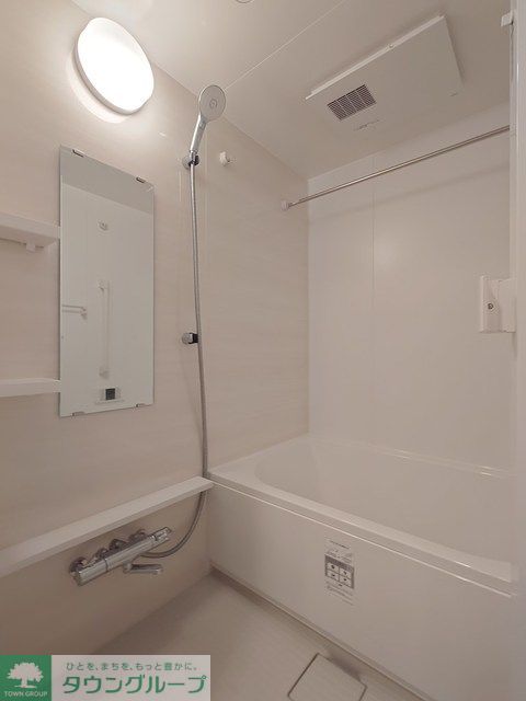 バス・シャワールーム　※写真は同タイプ住戸です。