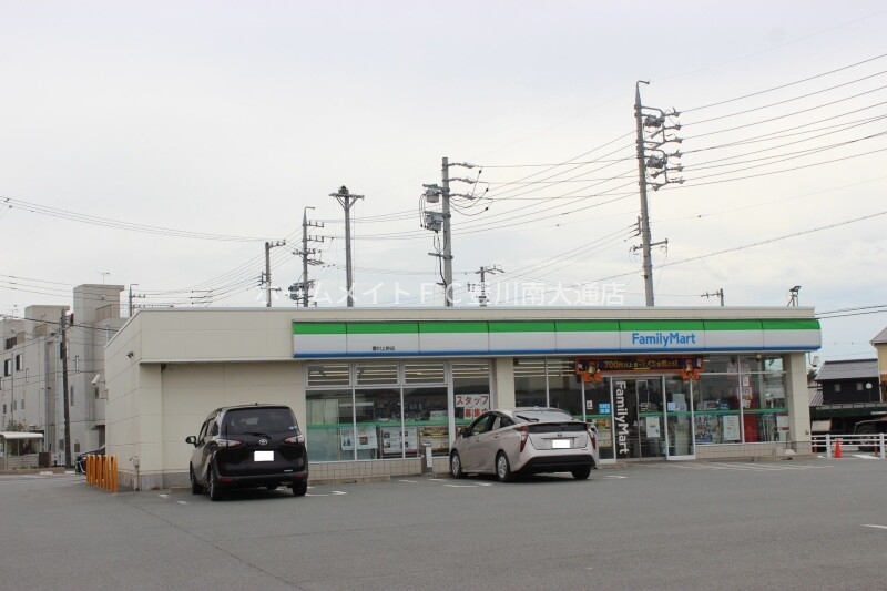 コンビニ　ファミリーマート豊川上野店（コンビニ）まで480m