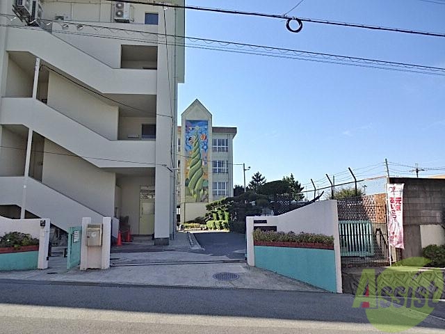中学校　第十一中学校（中学校）まで100m