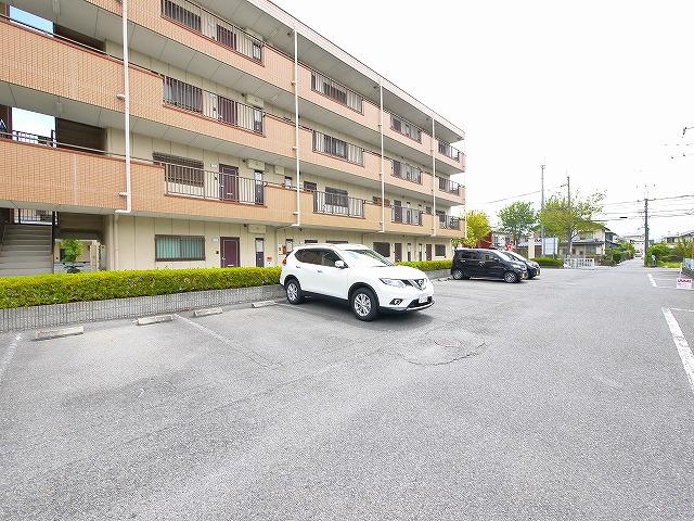 駐車場　駐車場です
