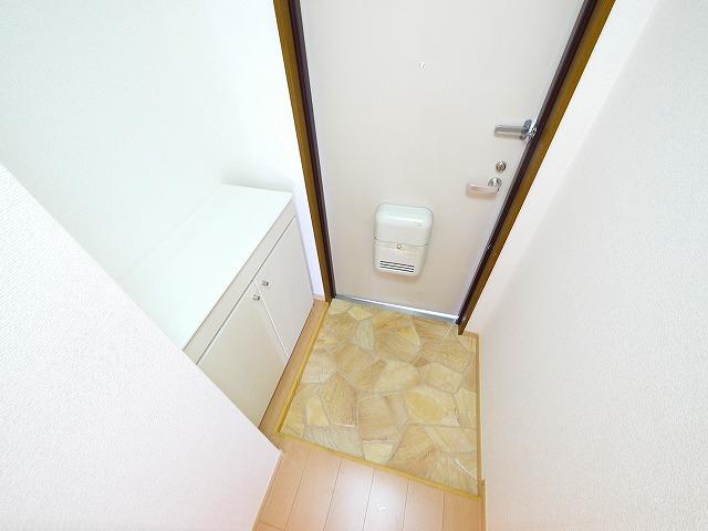 玄関　シンプルで使いやすい玄関です