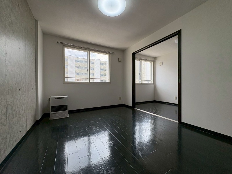 居室・リビング　広くてキレイなお部屋が広がっていて、充実した生活が送れそう。