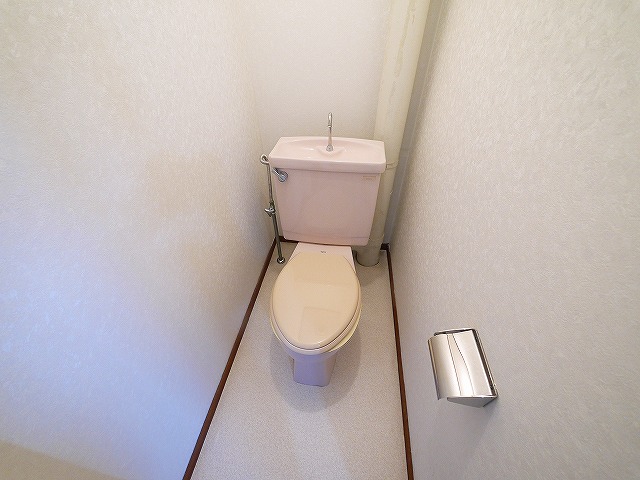 トイレ　トイレもきれいです