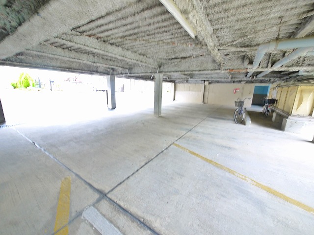 駐車場　駐車場完備です